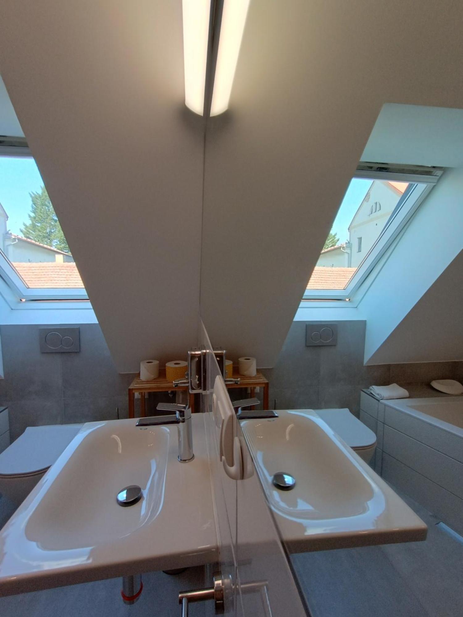 Apartmany Maly Mnich Mníšek pod Brdy Extérieur photo